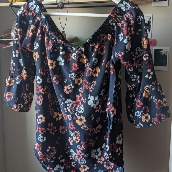 off the shoulder/strappless Blouse - Picture 1 of 1